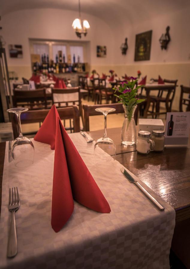 Cugnasco Ristorante Del Ponte Bed & Breakfast エクステリア 写真